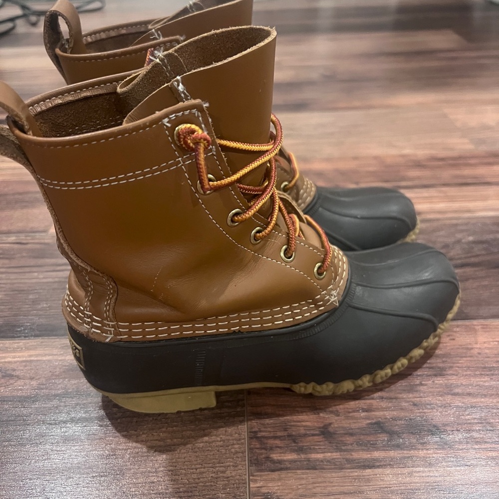 L.L. Bean Women Boot : Size 7